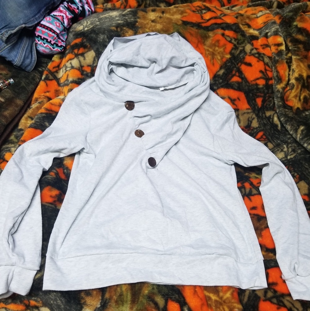 Long sleeved shirt